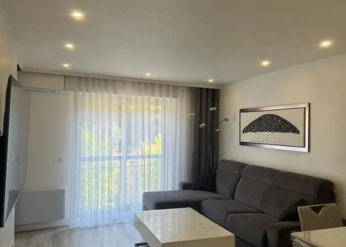 Neuf Pres De La Appartement