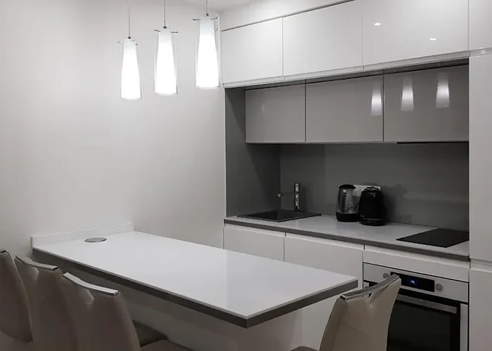 Neuf Pres De La Apartment *